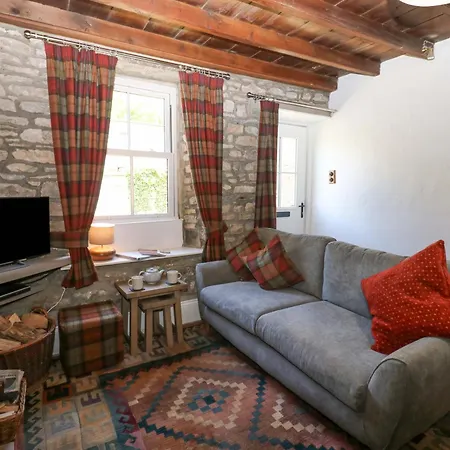 The Curlews * Richmond (North Yorkshire)