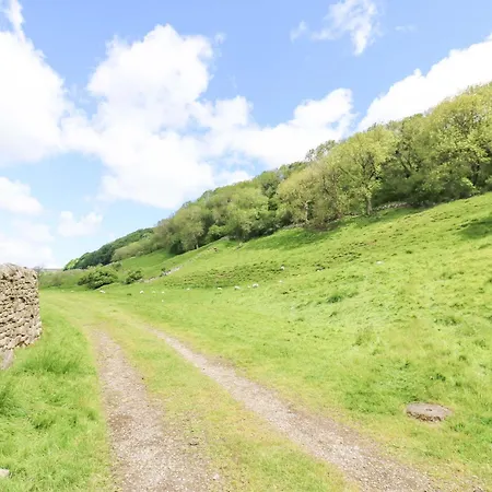 The Curlews * Richmond (North Yorkshire)
