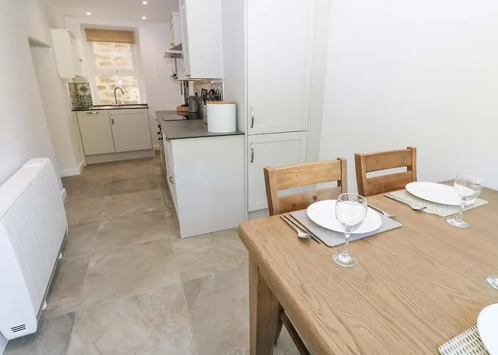 The Curlews * Richmond (North Yorkshire)